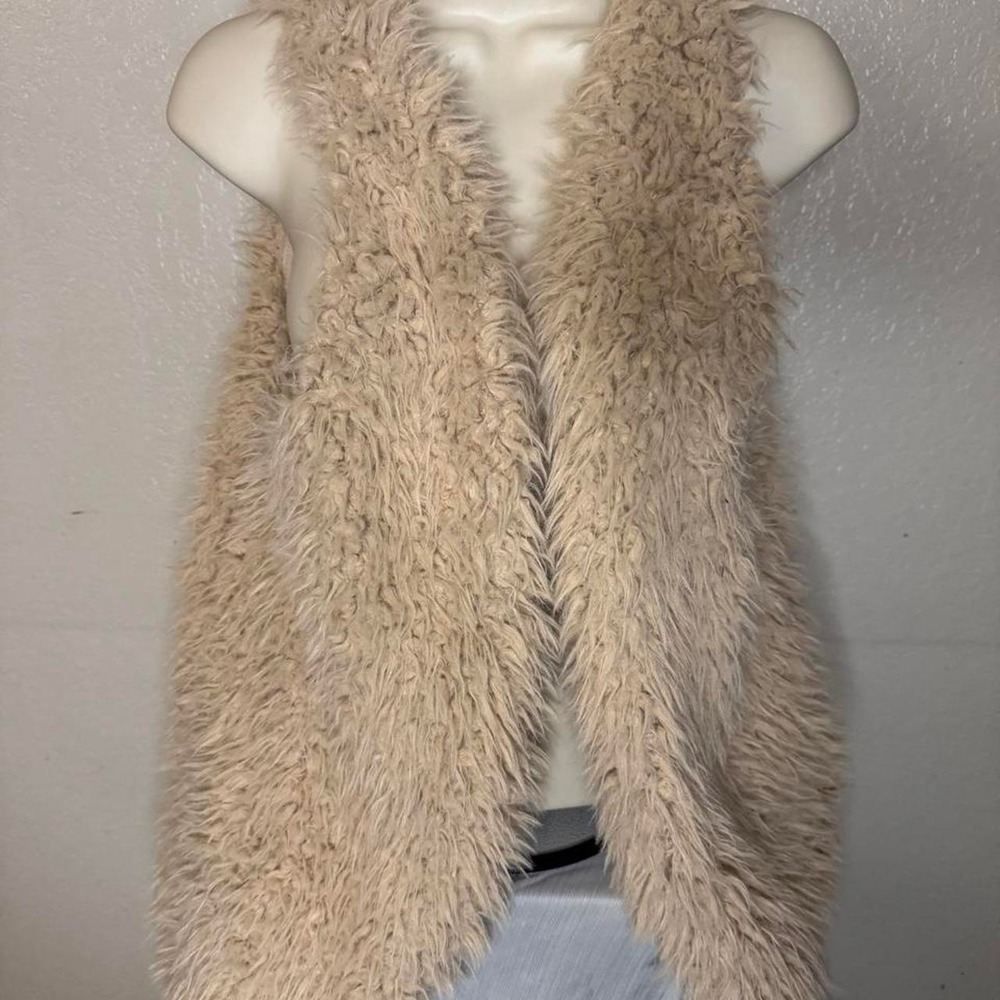 Vintage Y2K cream faux fur vest